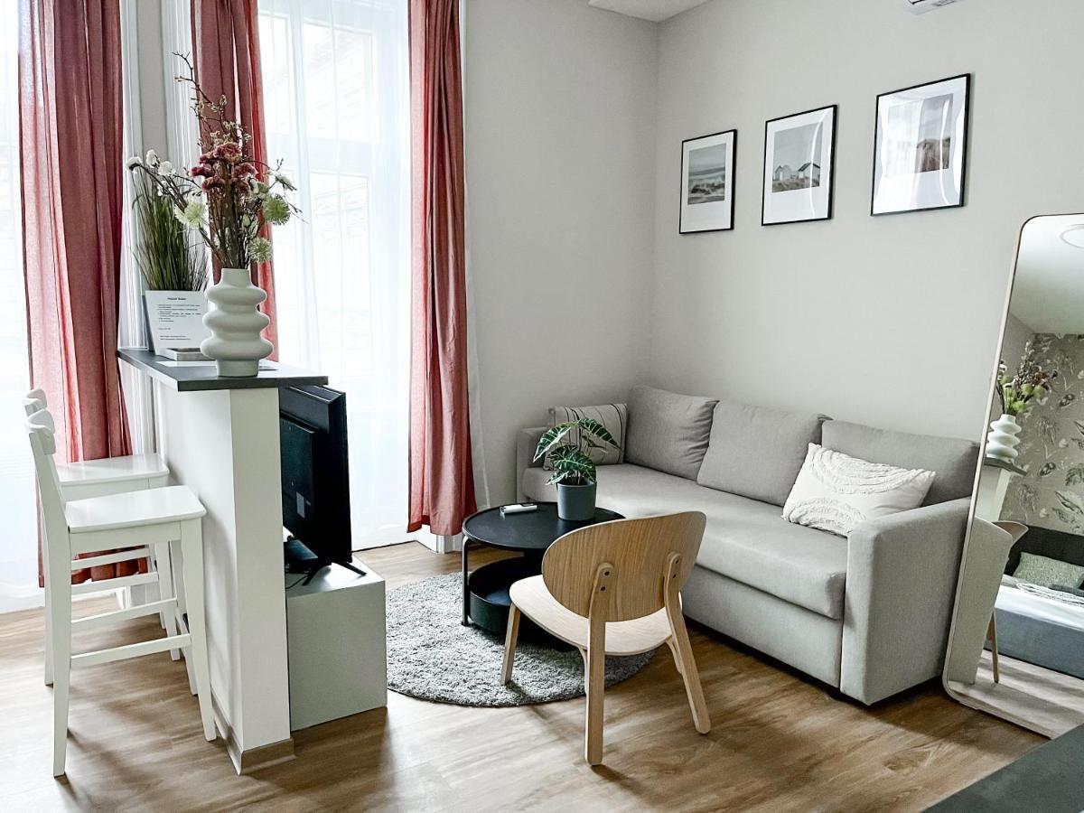 T32 Central Modern Suites Budapest Exterior foto