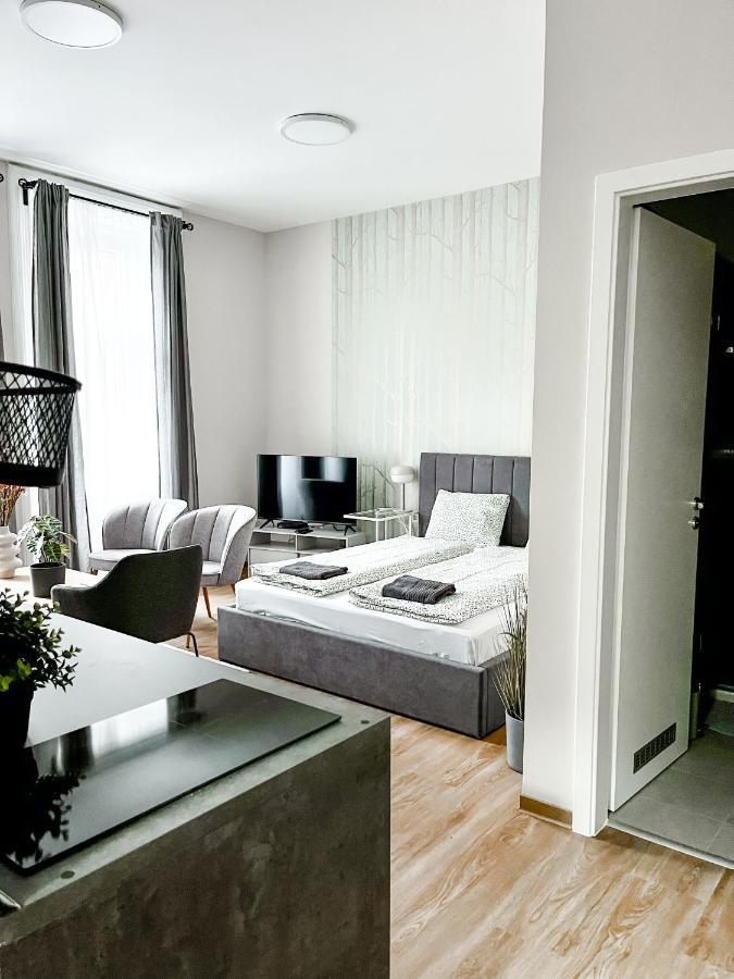 T32 Central Modern Suites Budapest Exterior foto
